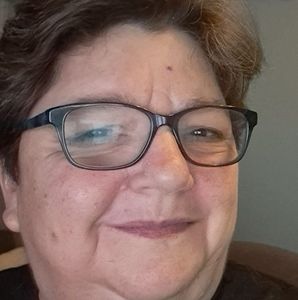 Meet your Posher, Gina